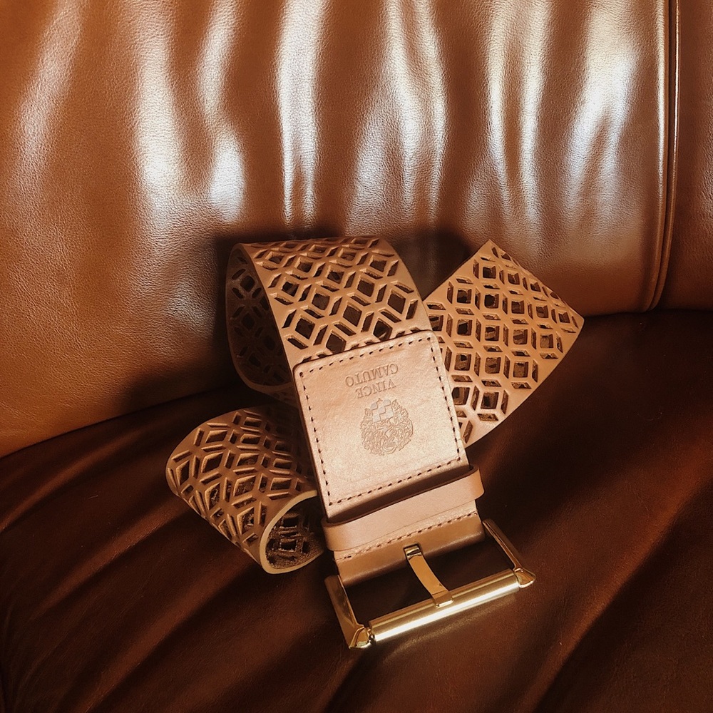 ✨ Vince Camuto Brown Leather Belt ✨